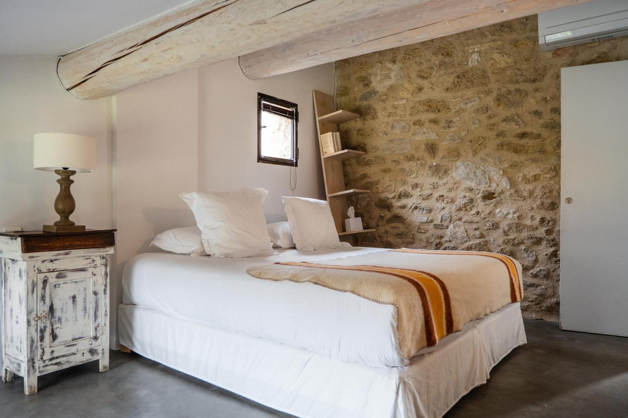 Le Galinier Lourmarin, A Beaumier Guesthouse Bilik gambar